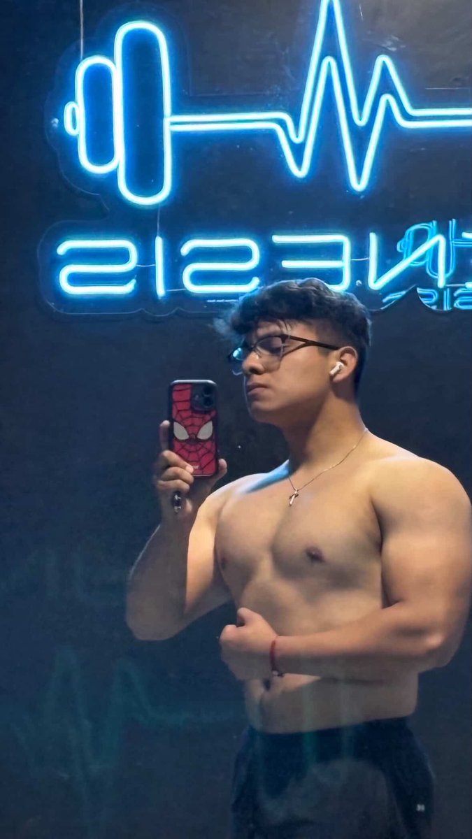 htrosth's tweet photo. Vean a este rico Hetero de Tehuacán 
Dm para su pack completo y videos de él cogiendo https://t.co/sVTWnypqwi