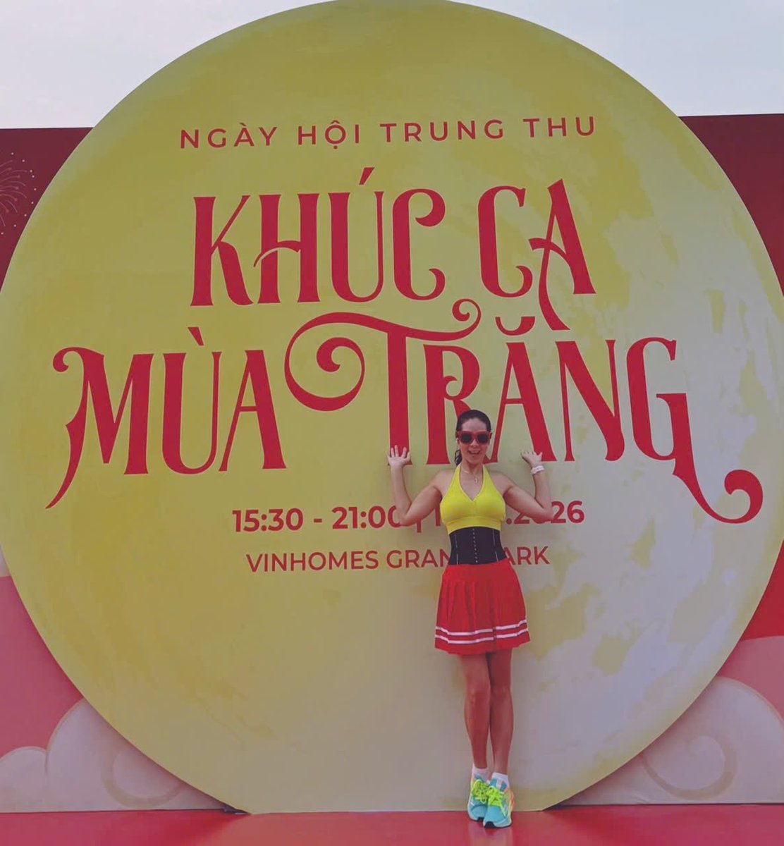 cNguynpupb's tweet photo. DAY3!
-Hổm nay outfit của tui đó mấy NÍ. Mà hình như màu mè như này tui mới có động lực tập mỗi ngày á..kkk
-Nhanh quá 1 tuần nữa trung thu 🥮 rồi mấy chị iu ơi!!
L https://t.co/w4qkX1qk1S