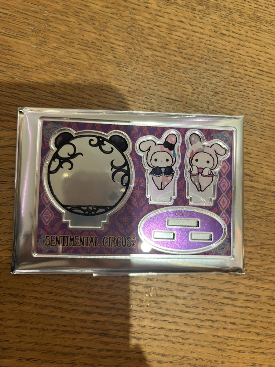 circus9circus's tweet photo. 【交換】センチメンタルサーカス
アクスタ　ミニアクリルスタンド

譲　画像1
求　画像2

郵送交換もしくは本日14時頃まで原宿手渡し

お気軽にお声がけください。 https://t.co/MV4dlxVgE9