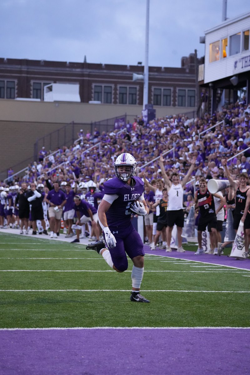 ElderHighSchool's tweet photo. Elder Football moves to 5-0 on the season with a 31-0 win over St. Xavier (KY)!

The Panthers welcome Cincinnati St. Xavier to The Pit next Friday Night!

#Altiora https://t.co/iuVKJCFMIA