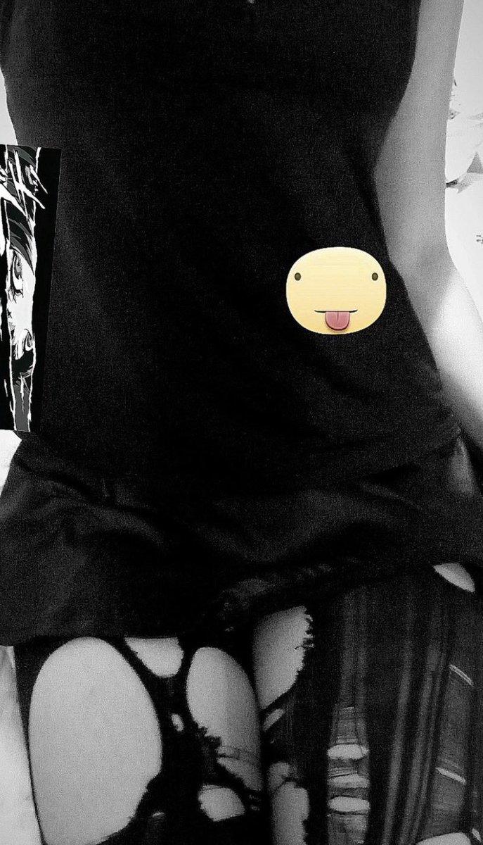 michi_1zz's tweet photo. Del 1 al 10 q tal mi outfit https://t.co/FvwqpV7Kpq