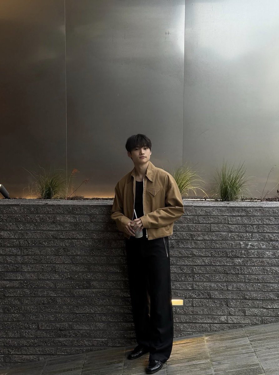 mixeze_'s tweet photo. 얘피드를ㅈㄴ사랑합니다…
사유: https://t.co/dGbJK6OpQ3