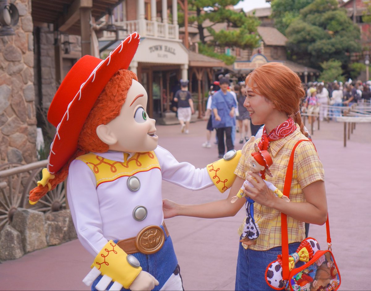 amam_disney's tweet photo. ジェシーとエミリー
これからもずっと一緒だよ https://t.co/qhsxA4SQ2z