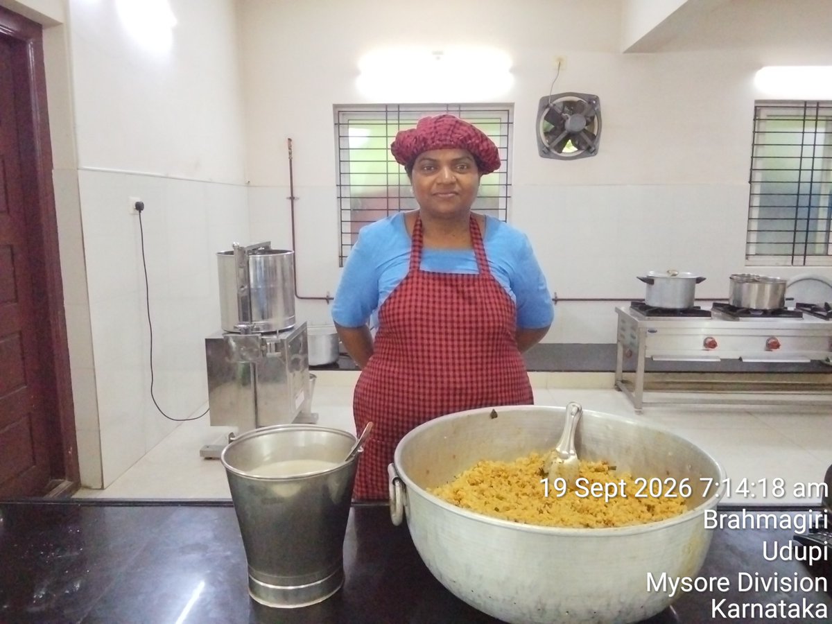 DBRGTUdupi's tweet photo. Breakfast 
19-09-26
#SocialAudit_SWDMeals #SocialWelfare_Karnataka https://t.co/iLaBCU0pgt