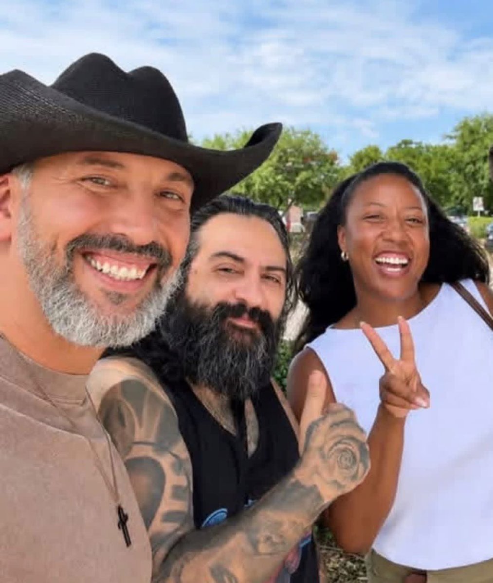 ConstMcK's tweet photo. Three loud McKinney recall supporters: @_withashley (Ashley Louden) , @LouisSCRE, Edie Isa

@McKinneyRecall

None live in McKinney or vote in our municipal elections. Louis was convicted of aggravated assault.

Why bring this divisiveness to our community? https://t.co/v9yD25t54c