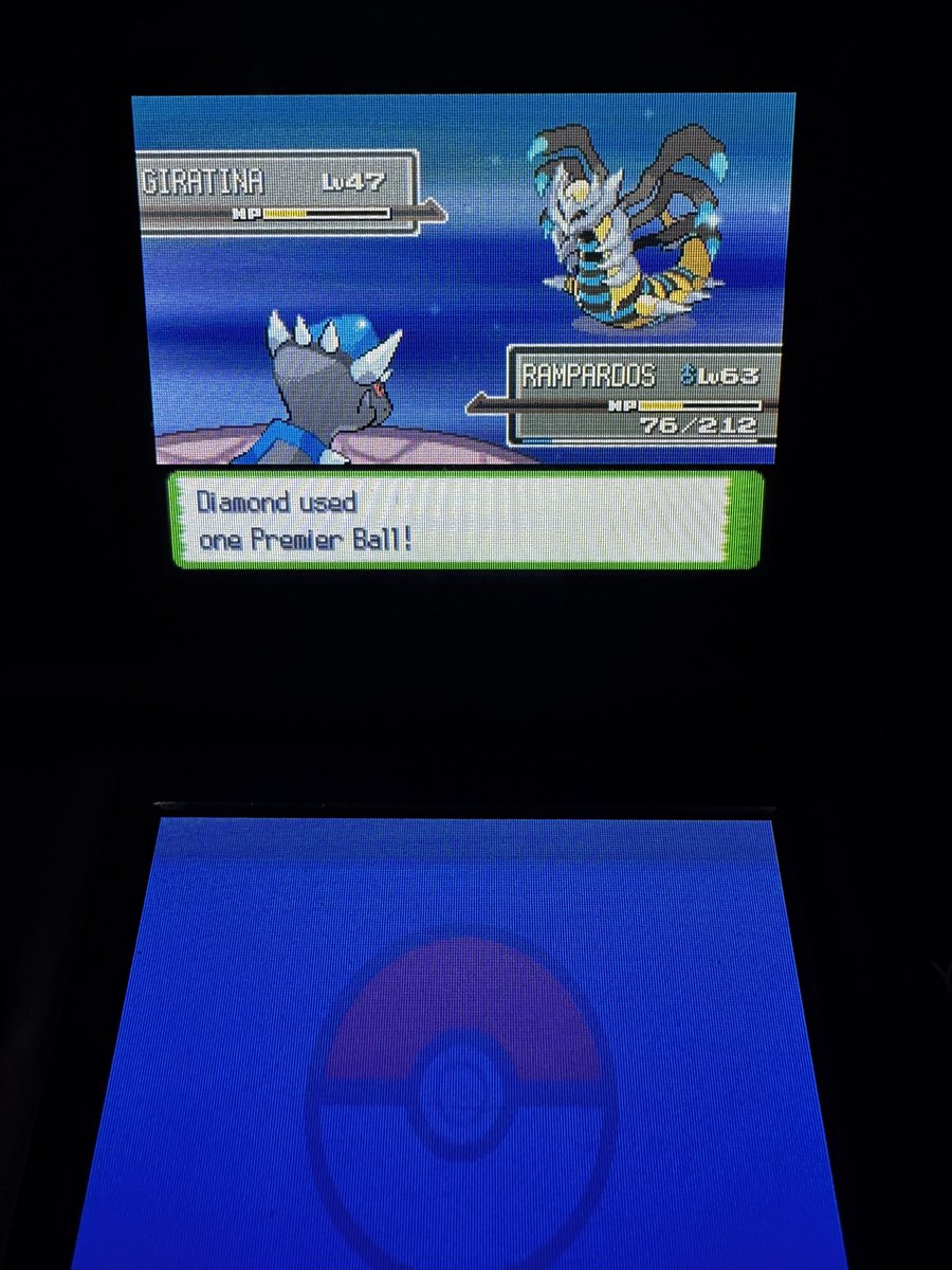 ShiningVic_'s tweet photo. SHINY Giratina Number #2 this came after 2292 SRs this wraps up the platinum DTQ #ShinyPokemon #pokemonㅤㅤㅤ https://t.co/CN7xFdH3vp