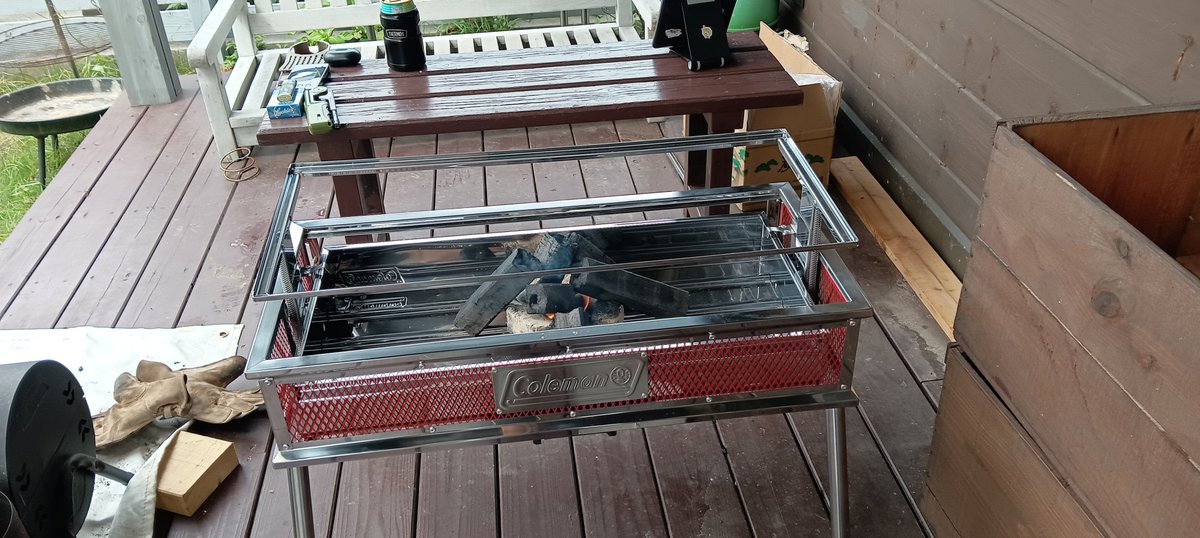 bulanzino's tweet photo. 一張羅のコンロで今日もBBQ開始です✨ https://t.co/VK4fN4eaVY