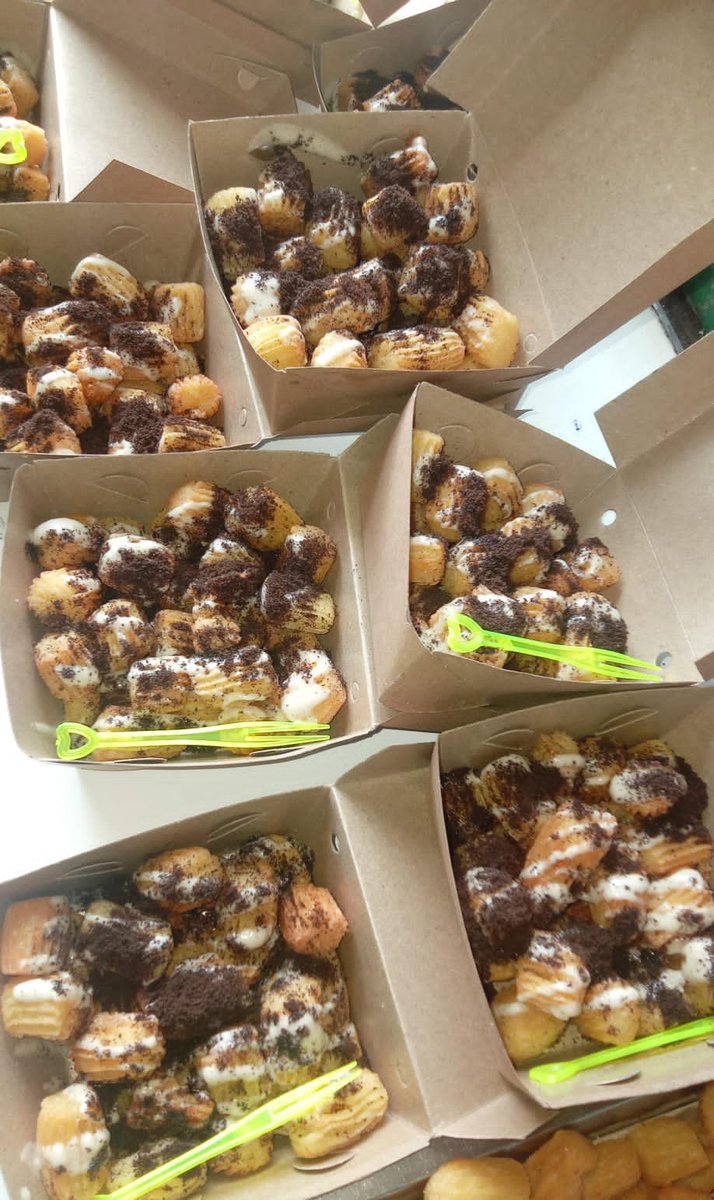 Anisa836929's tweet photo. Makan churros gak harus masuk cafe 🩷
Cocok dimakan sendiri atau barengan sama temen kamuu

Sekarang tersedia varian mini, start 7k ajaah

Yuk cobain momo churros
📍 GG Cempakasari (sebrang ayam dcelup)
📍 GG Pete (parkiran warmindo KW)

Shopeefood : https://t.co/0eXj26deeP https://t.co/xAfrJuZS7K