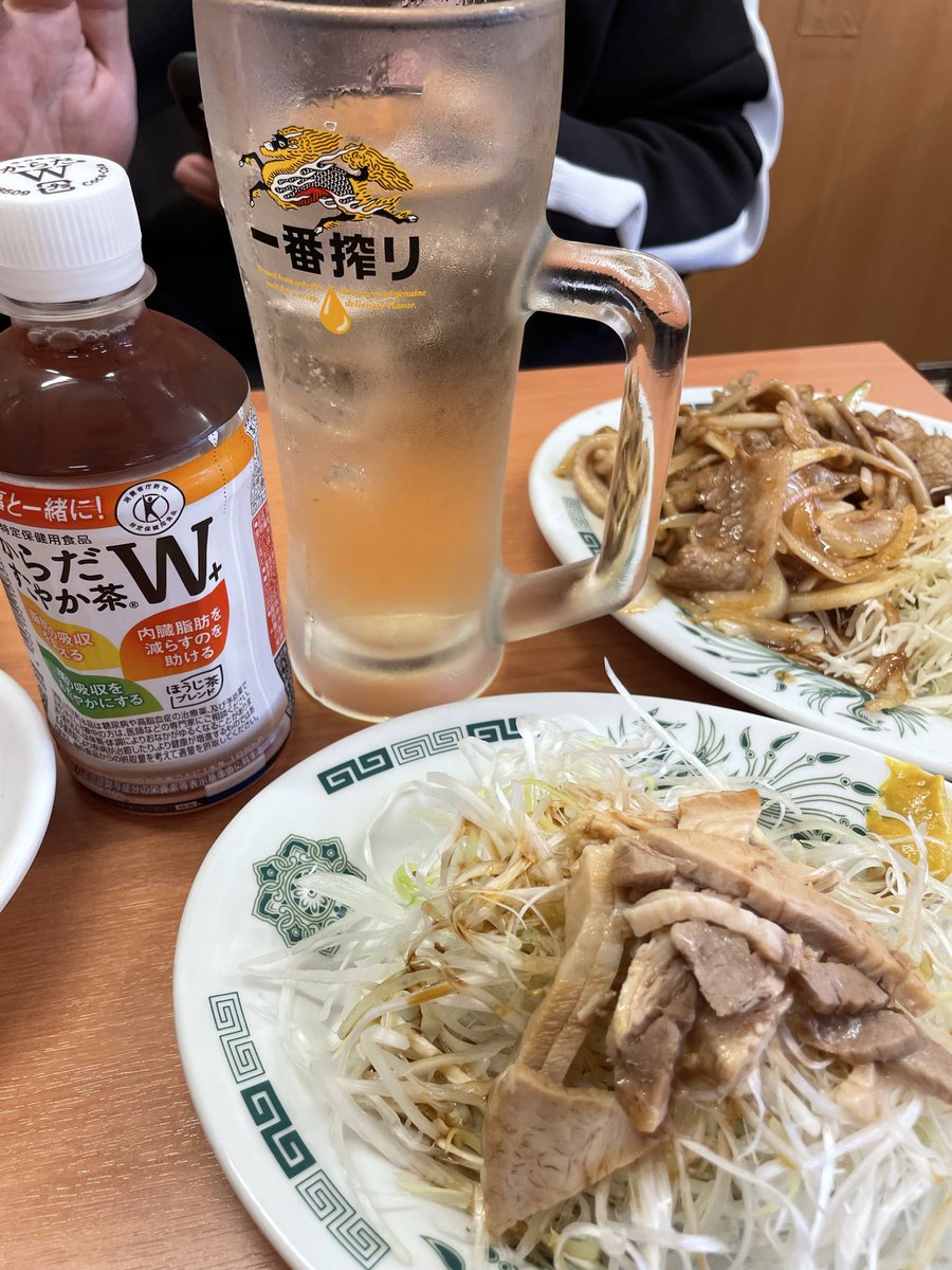 YOMEKO39's tweet photo. 新潟戦の前に今日は湘南戦！
連勝するぞー✊

とりあえずパールロードをうろちょろ🚶
日高屋で小腹を満たす

#ブラウブリッツ秋田
#秋田サポ湘南遠征 https://t.co/VR7mDRf22y