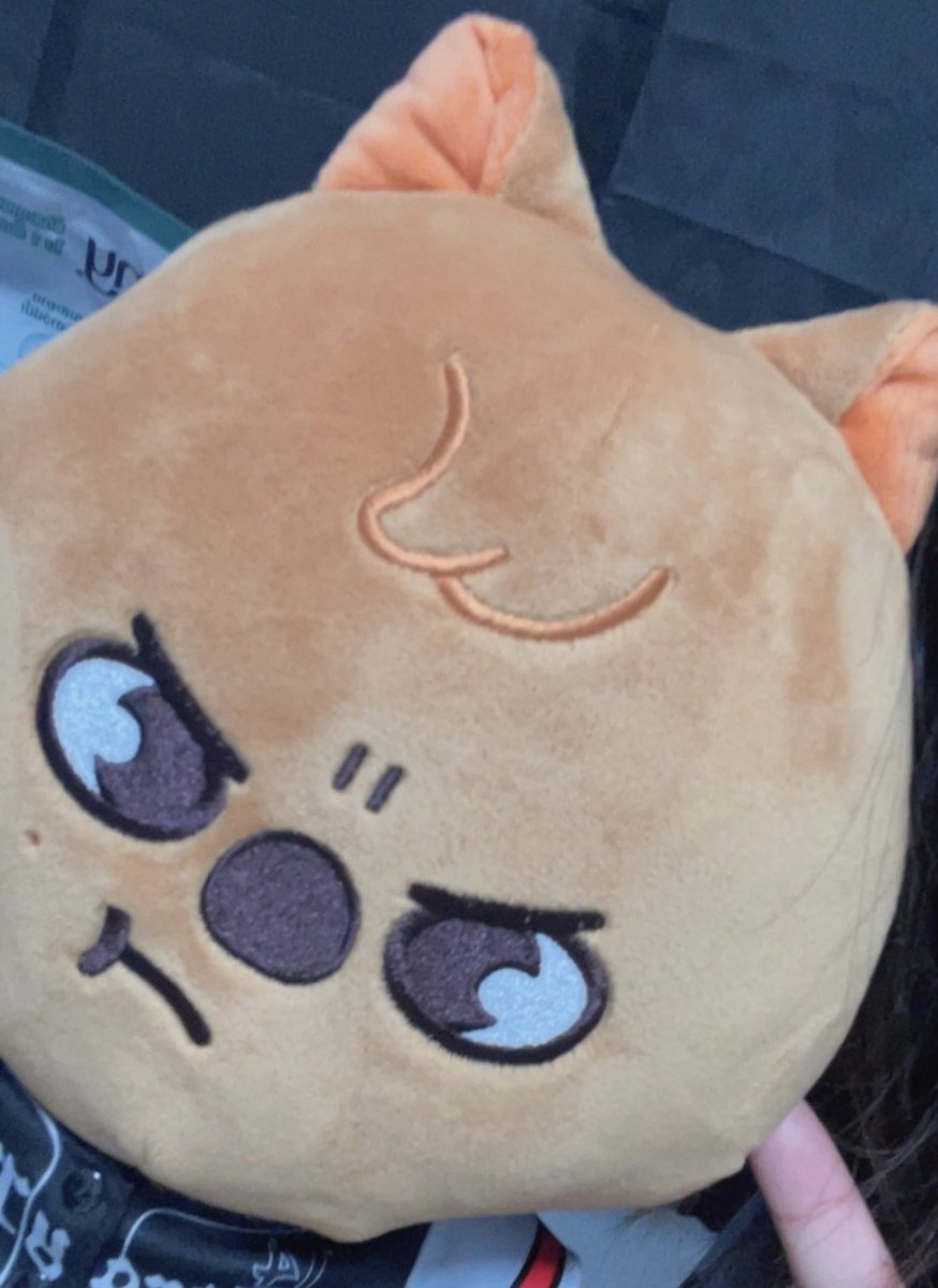 wworanut_'s tweet photo. ตัวก็แค่นี้ทำไมดุจัง 😼 https://t.co/dwWbDNKA1p
