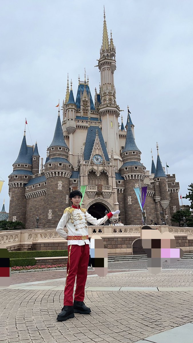 aoringo_chan11's tweet photo. 陸いますロイヤルです

 #Dハロ仮装2026 https://t.co/xWwUomPTQY