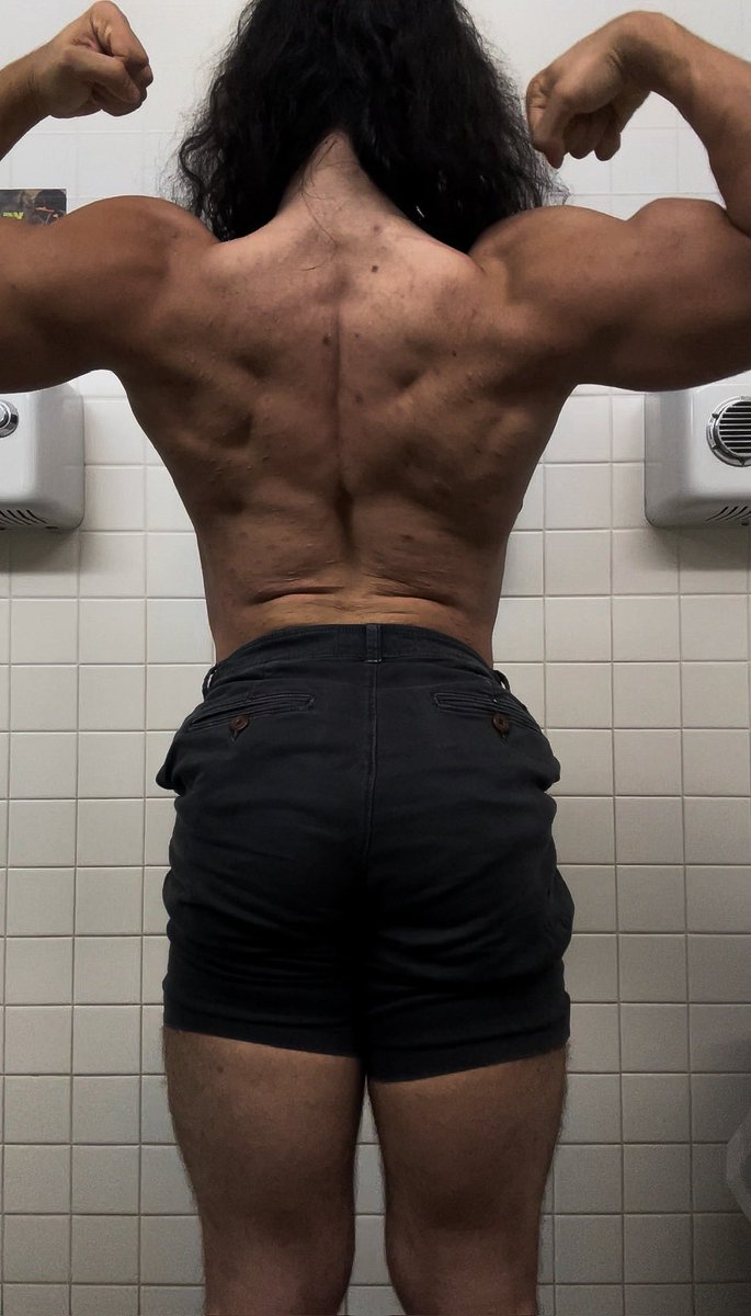 RippedSocks's tweet photo. Decent gym day, workout after hella work. Doesn’t stop a stamina beast though, round two every time. https://t.co/Ql59ntFjqh
