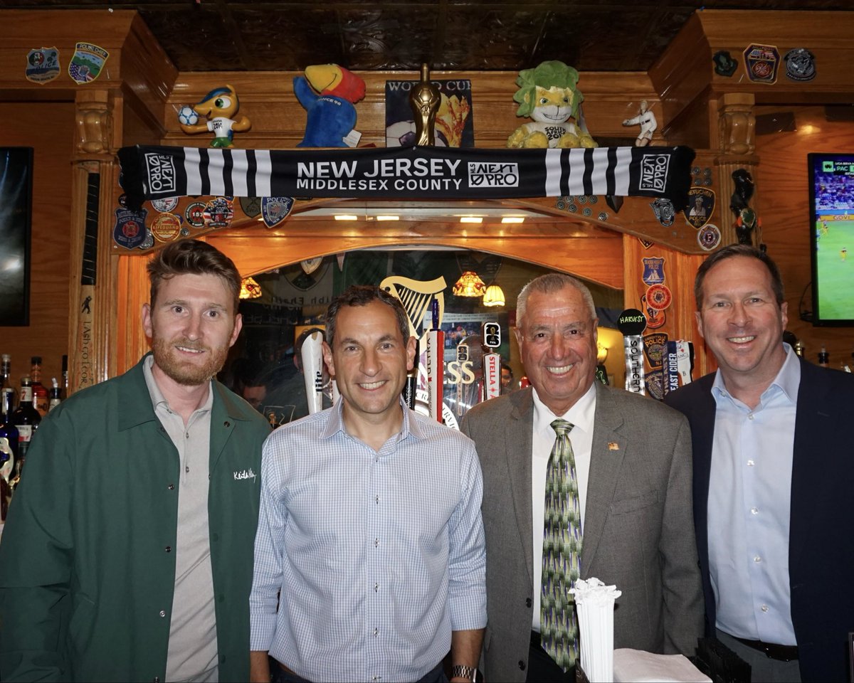 NewJerseyMLSNP's tweet photo. What a night celebrating pro soccer in Middlesex County. ⚽️🍻

Thanks to everyone who came out and helped make our first supporter happy hour a night to remember! Keep an 👀 on our website for future events! https://t.co/085H1w6klL