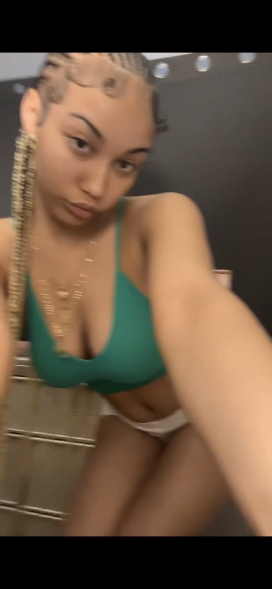 Voldalili's tweet photo. Blur 🤪 https://t.co/fr0fgKPt24