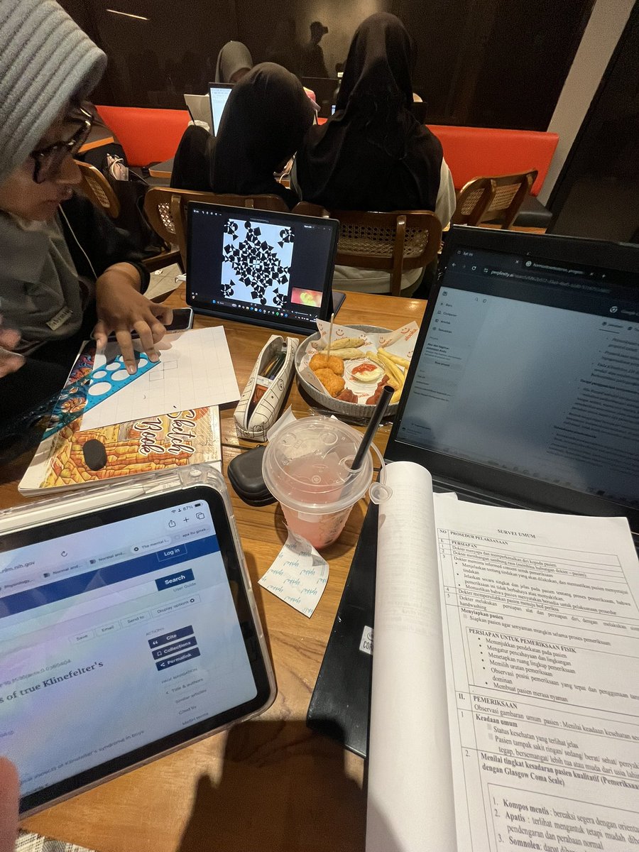good4ruuu's tweet photo. belajar trooossss when yh punya someone to teach me med #cewefkmandirianticowomokondo https://t.co/BLUG0ejFqN
