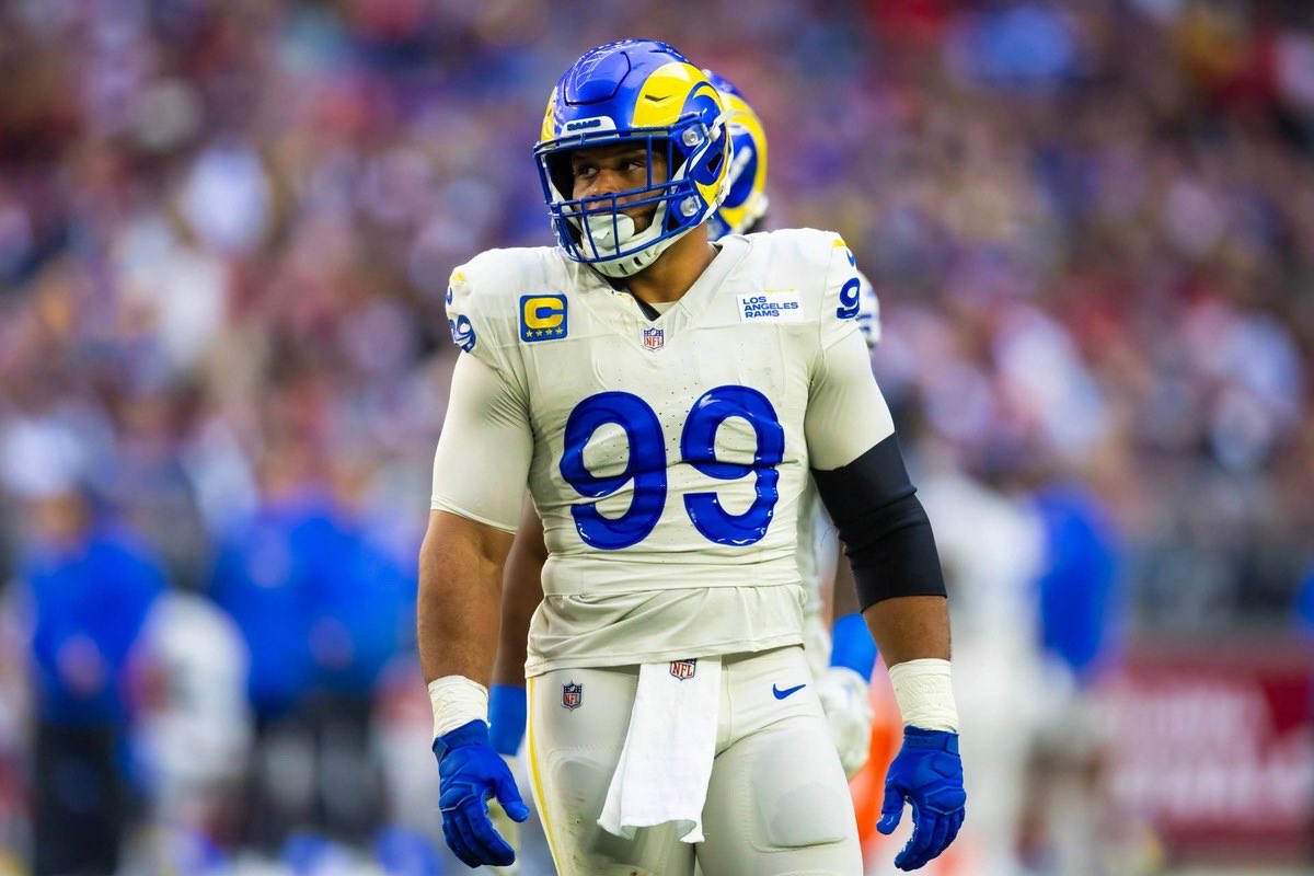 SleeperNFL's tweet photo. Aaron Donald says he expects to play on Monday night against the Giants, per @NateAtkins_ https://t.co/qL9yX1eQpL