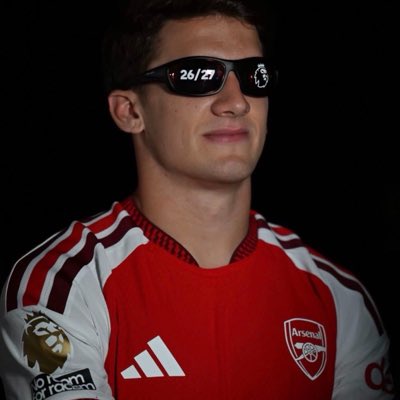 OlayeDavid66227's tweet photo. #NewProfilePic https://t.co/xdJkOgxEGn
