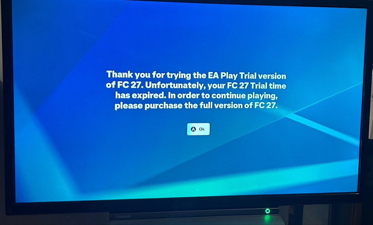 Morganjoyce205's tweet photo. @XBOXWire It doesn’t even work https://t.co/On8T3UF962