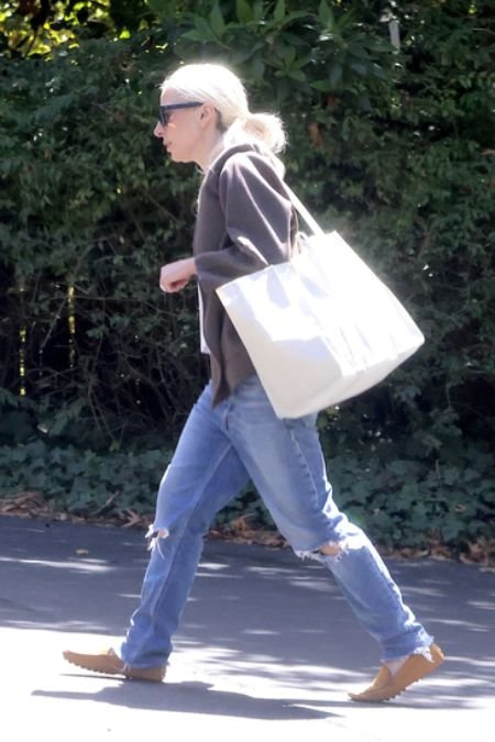gaga_language's tweet photo. Lady Gaga on August 23 in Mill Valley. https://t.co/0AvwnvwBcC