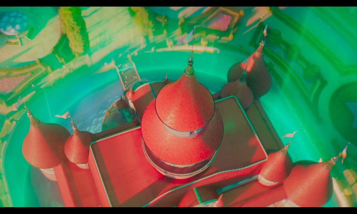 Thenightstarise's tweet photo. The Peach's castle sequence is probably my favourite in the entire movies! It feels so galaxy from the score to the action to drama of seeing the castle break apart.

 I do think they should have had it be at night but aside from that this scene was perfect! https://t.co/oLvl3tikIP