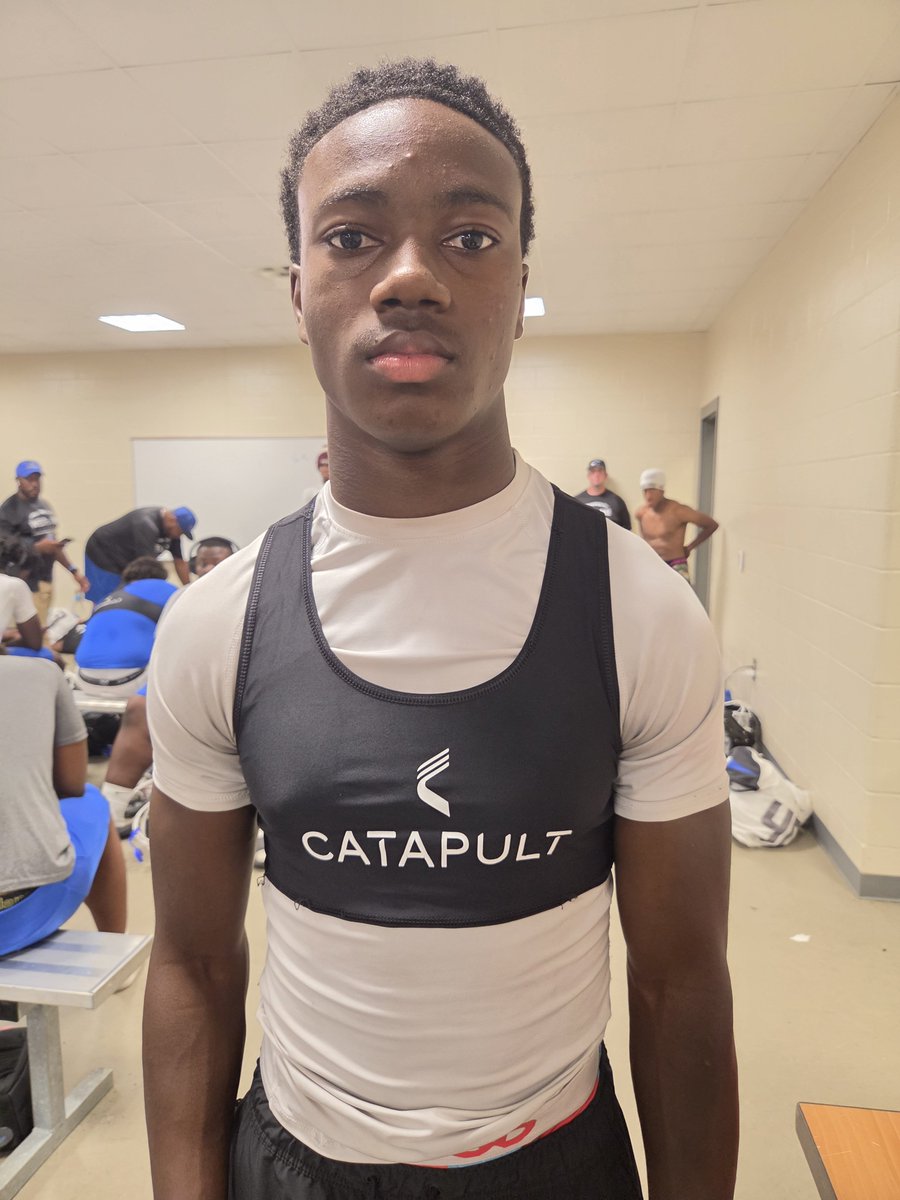BVEvery's tweet photo. Catapult covering  @RecruitWestlake v @BearDownHOCO 13 gps units in action. Including @Aust1nStinson @ZionPaul_4 @ImTheElija @chriswomack21_  in photos. @Armstrongscout @Jamie_XOS @Coach_B_Lewis @RenKokScouting @Rynohammer23 @jsperos @MissLou365 @alecsimpson5 https://t.co/m1cB6dU1Ot