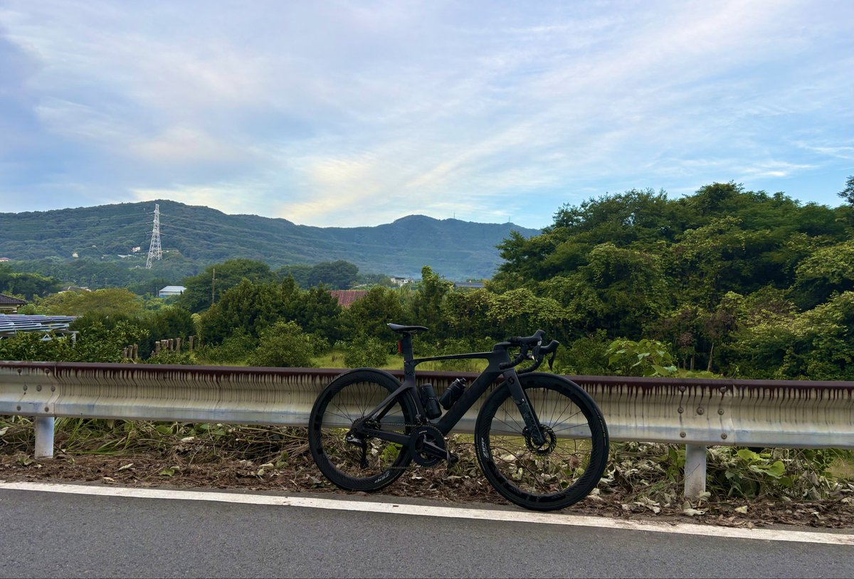 shumihobbyman's tweet photo. 早朝ライドしてきたど
雨ばっかで乗れんかったら気持ちよかったわ〜⛰️ https://t.co/DubJ1aD1ST