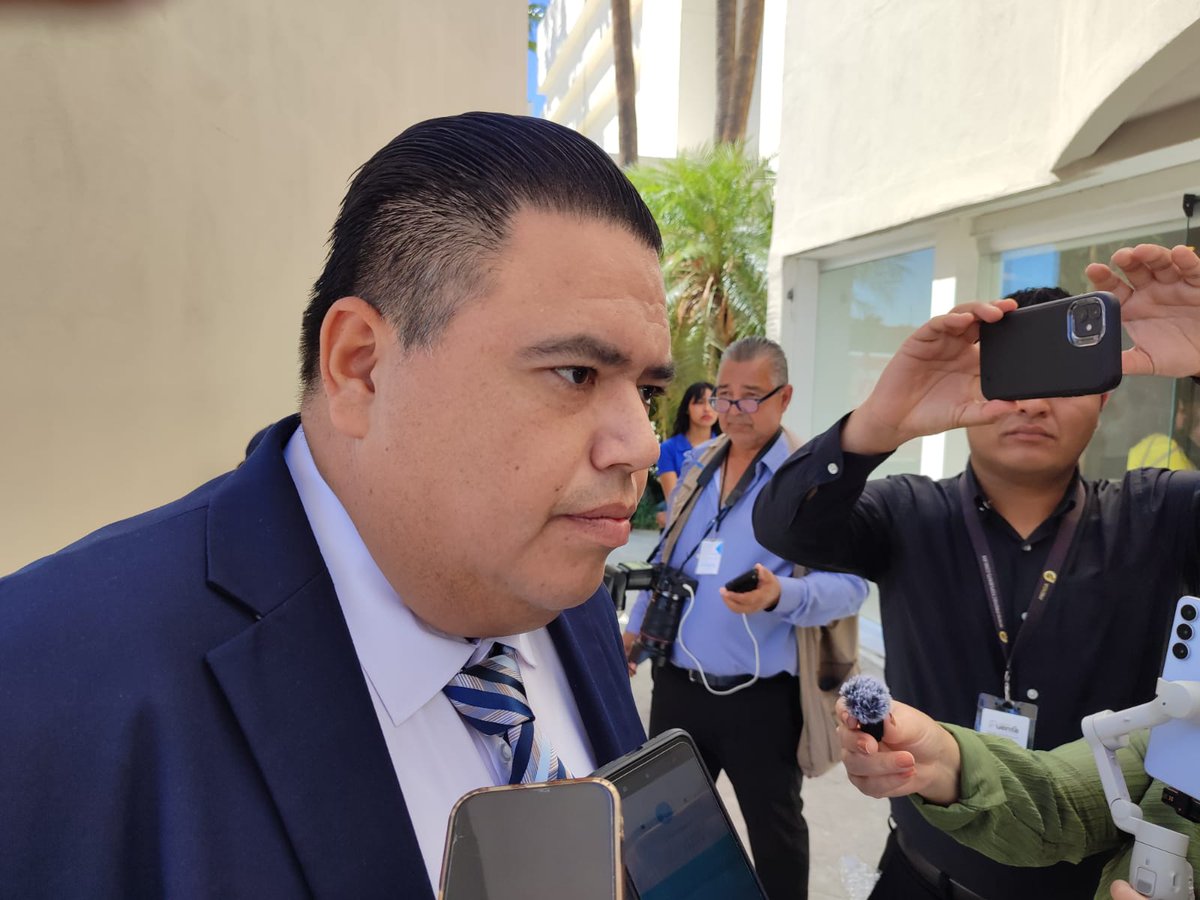r_noticias1's tweet photo. Buscan que MACISO quedé consolidado como partido antes de las elecciones
https://t.co/xsjab6wQYt
@PrdJoel #maciso https://t.co/A739Jwq32L