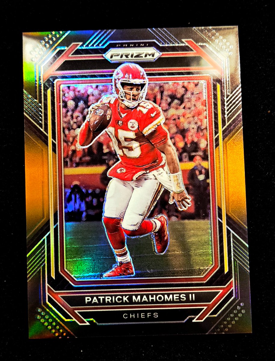 TheClassyCards's tweet photo. 24-HR X-clusive⏳️ Patrick Mahomes /75 Prizm Chronicles #chiefskingdom #thehobby https://t.co/omNMdp3dFA https://t.co/Ro53TZtHai