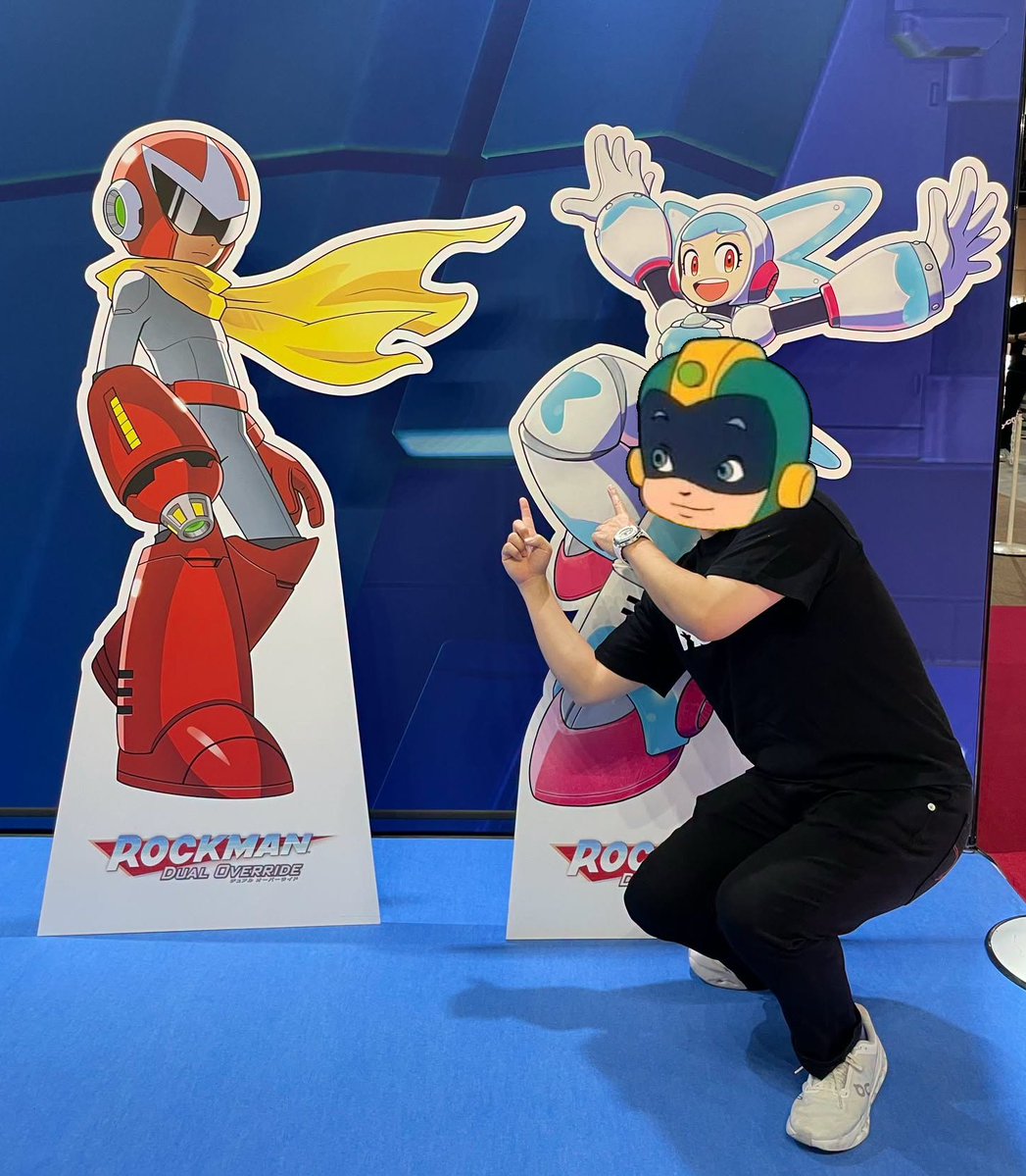 Protoman's tweet photo. How to get that Proto Man / Blues Standee...........?
MMMMMMmmmmmmm........... https://t.co/3uGDi2zYJW