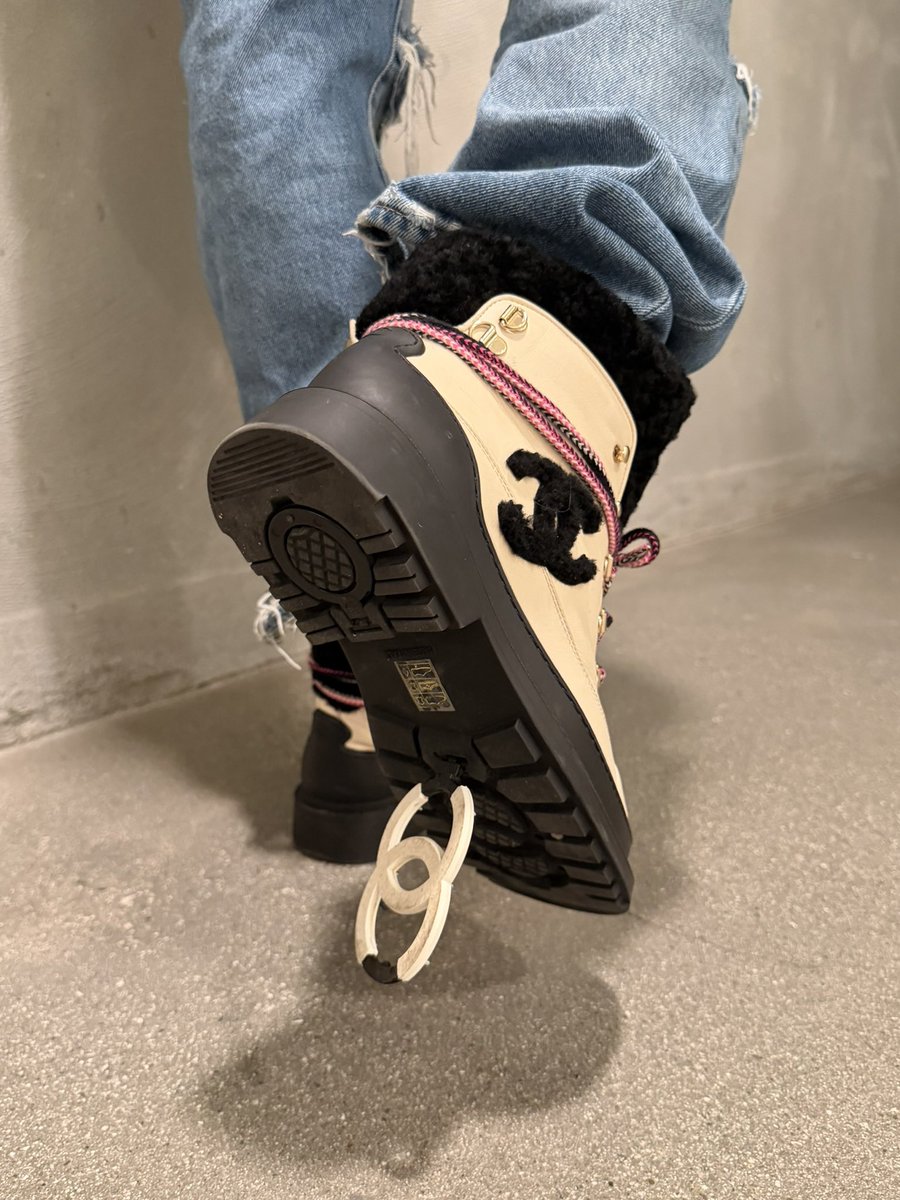 reallyhvnpieces's tweet photo. https://t.co/0XhfYtHsdX
