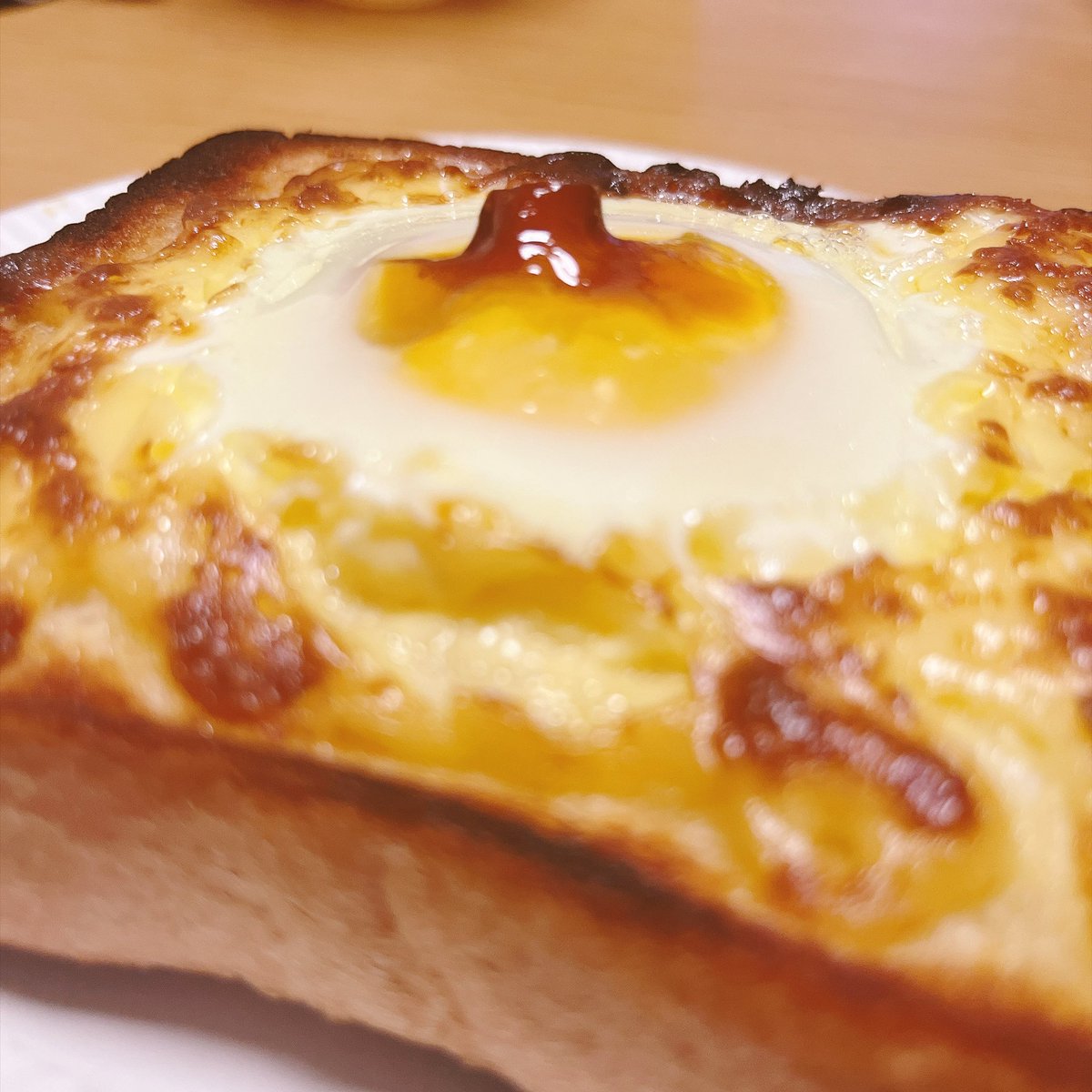 kannappoi's tweet photo. 卵って、噴火するんだ… https://t.co/SO5X8SOSs8