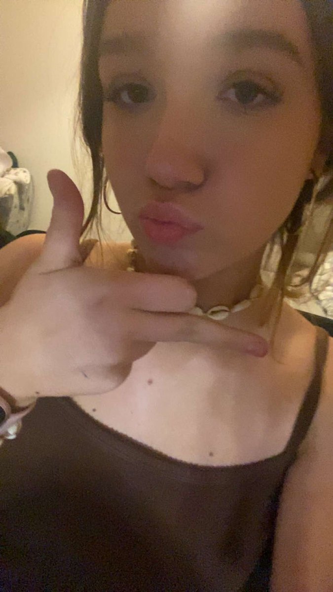 Nki_2002x's tweet photo. who is up to worship this tight barely legal built for bbc ass!!

#qos #bbc #goddess #bnwo #ass #assworship #butt #pawg #bbw #findom #sph #leak #betablock https://t.co/hQ0V7nArkC