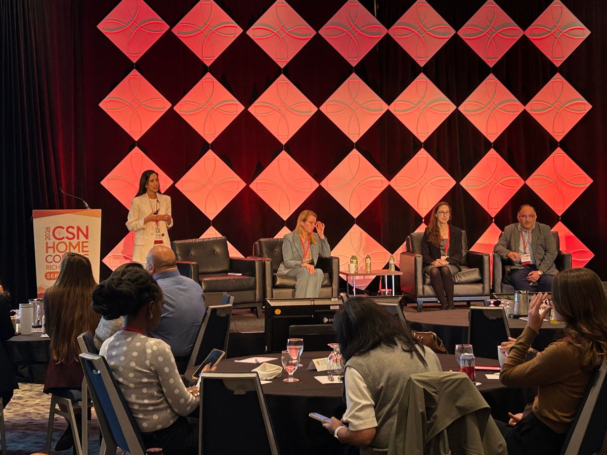 CSNSCN's tweet photo. 🗣️ Our next session is titled “Inside the Onco-Nephrology Tumor Board: Navigating Complex Cases”. 🧭 
📸 Pictured:  Kim Cheema, Elena Barbir, Lynn Cornell, and Vishal Kukreti, Megan Borkum, Mark Canney, and John Gill . #CSNSCN #Nephrology #Kidneys #CSN https://t.co/QtCCJh6wnV