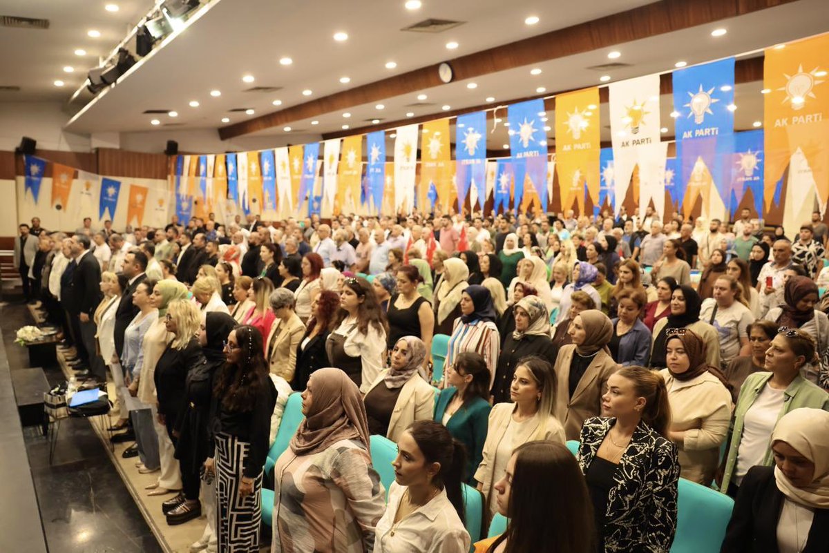 SAITBASDAS's tweet photo. 📍 Konak

Genişletilmiş İlçe Danışma Meclisimizi, önceki dönem Gençlik ve Spor Bakanımız, İzmir Milletvekilimiz Sayın Mehmet Muharrem Kasapoğlu’nun katılımlarıyla büyük bir coşku ve heyecan içerisinde gerçekleştirdik.

Teşkilatımızın birlik ve beraberliği, salonu dolduran dava arkadaşlarımızın heyecanı bizlere bir kez daha güç verdi.

Konak için çalışmaya, milletimizle omuz omuza sahada olmaya devam edeceğiz.

Birliğimiz daim, heyecanımız güçlü olsun.

Her şey Konak için.