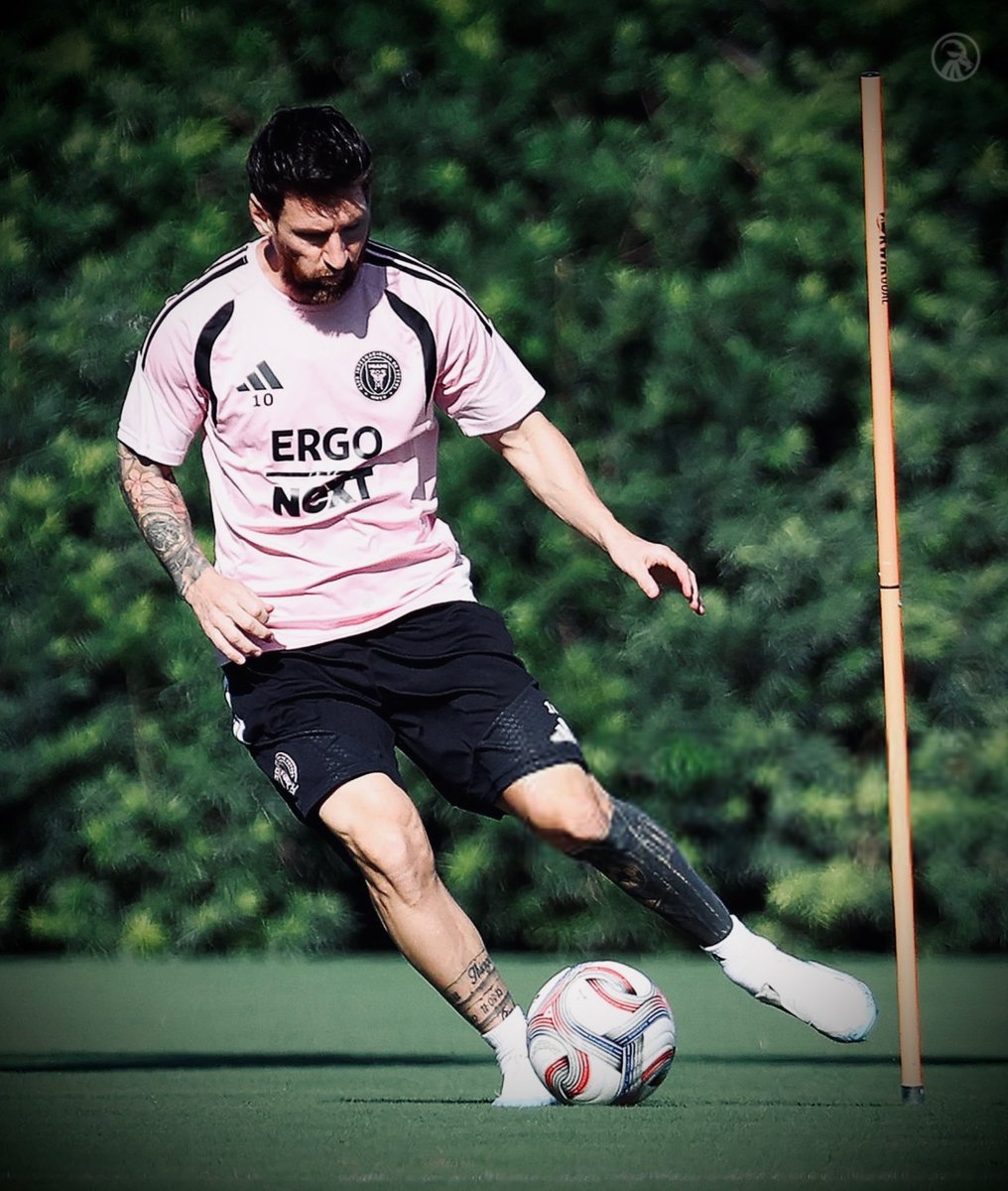InterArg_'s tweet photo. 🐐📸 Leo Messi en el entrenamiento de hoy

🔜 Lo próximo: el domingo frente a San Diego https://t.co/JiDDjNaFiq