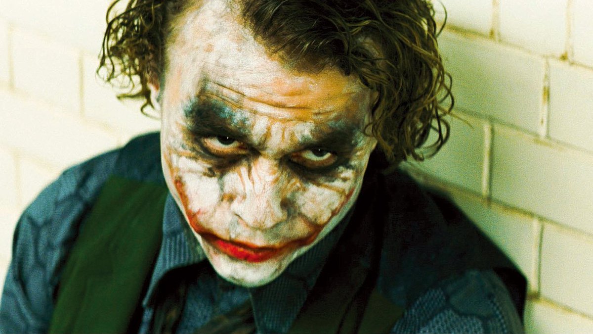 thecinema_ch's tweet photo. ◥◣ 📅9月19日は #バットマンの日 ◢◤ 

ザ・シネマでは本日 #バットマン の映画化シリーズ4作品をお届け！

🦇9:00『バットマン ビギンズ』
🦇11:35『ダークナイト』
🦇14:20『ダークナイト ライジング』
🦇17:20『THE BATMAN－ザ・バットマン－』

お楽しみに✨
👉https://t.co/rLssHdjnkY🦇 https://t.co/obPLrgJlNt