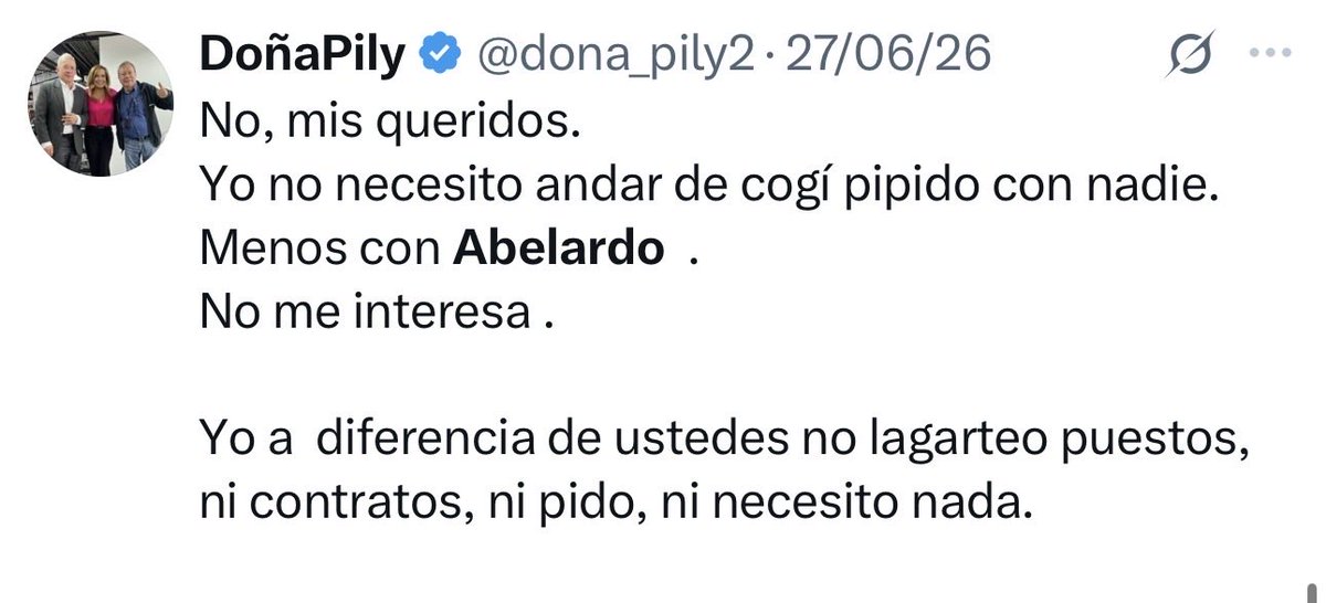 Christi45104278's tweet photo. @AdrianaVeterin @Leonard41396820 @dona_pily2 y ahora anda mirando como se lagartea un puesto con @juligu0204 https://t.co/34kNQp1jrG