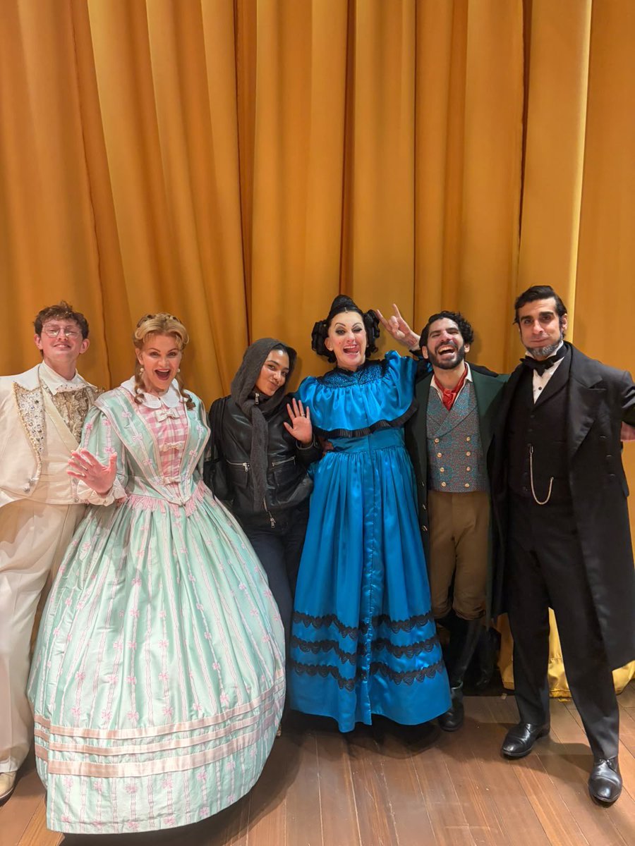 JinkxMonsoon's tweet photo. Nice to each other! https://t.co/IqUV26Obgt