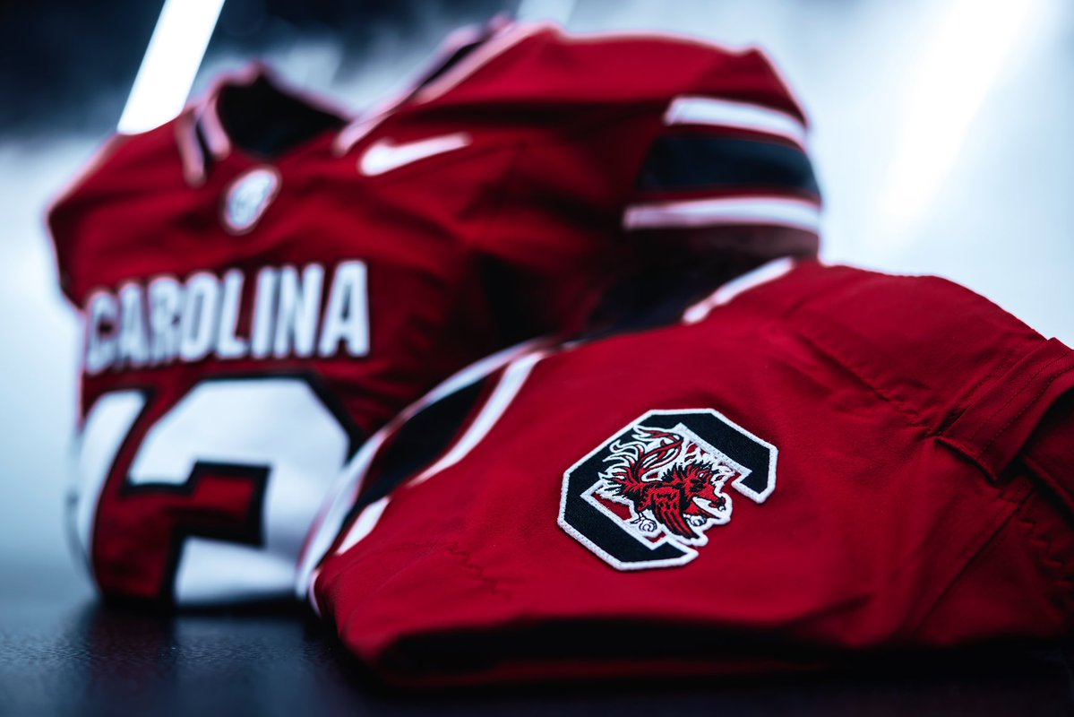 GamecockFB's tweet photo. Battle. Ready. https://t.co/k2IrqeAT39