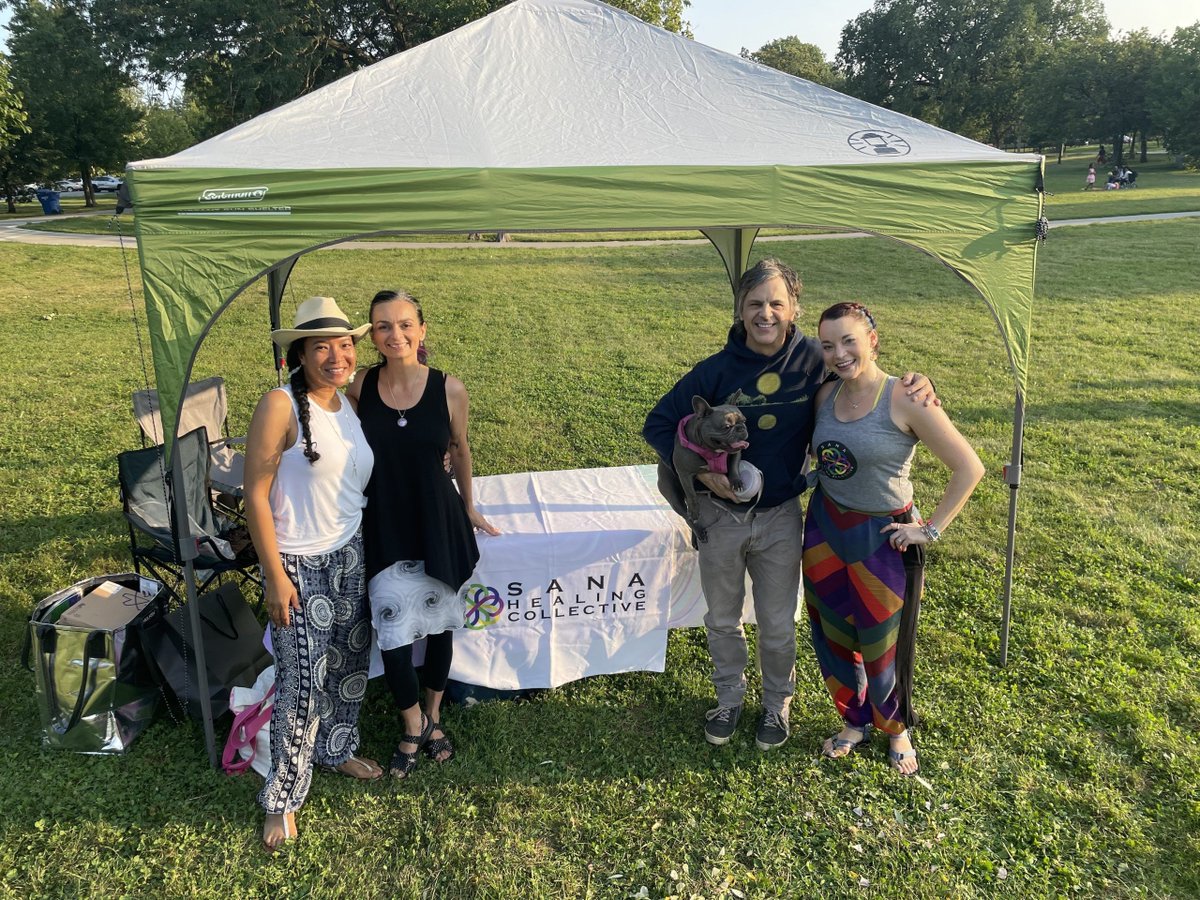 BlockClubCHI's tweet photo. As Sana Healing Collective grows, the mental health clinic is raising money to help fund its expensive ketamine-assisted therapy for people from lower-income backgrounds.  https://t.co/Uzi90ropH4 https://t.co/WFfeVfGh5y