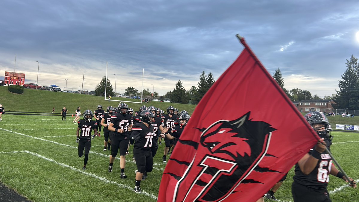 ccs_super's tweet photo. It’s Homecoming Friday in Clinton! 🏈🔴⚪️

The band is ready. The Redwolves are here. Wagner Field is ready to roll!

Great night to be a Redwolf. Let’s go!

Go Redwolves! 🐺🏈 https://t.co/jcyDbiZSTn