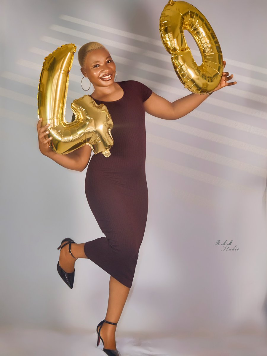 OneModupe's tweet photo. +1 🎉
They said 40. I said watch me slay it anyway. Age is just a number deep. I’m not just older. I’m wiser, softer, stronger, and still fine. Thank You Lord for another year.
Happy birthday to me. 💅🌺 https://t.co/R1iRkiW677