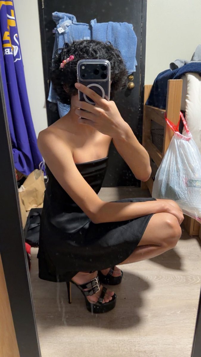 R4wr_PupKit's tweet photo. Dress picsss!! #femboyfriday https://t.co/uYYvRkIYRK