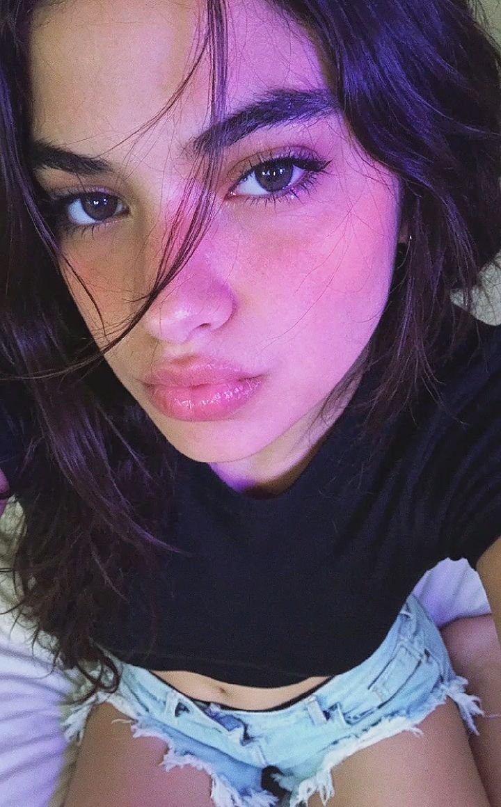 daniiisvp's tweet photo. Mi cara | Mis pies✨👣 https://t.co/B7lzNUNXEG