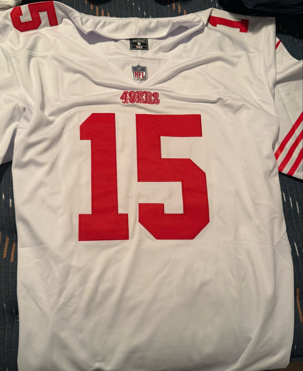 futyousef_'s tweet photo. hit up my guy @TrueShooting for any kind of quality jersey at a fair price‼️

before stribling changed his number 🤣 #49ers https://t.co/JsL8HKVRI5