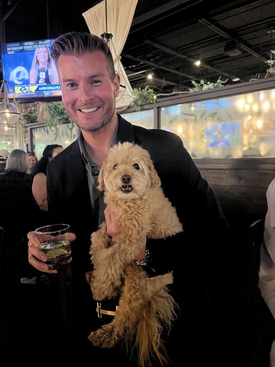 TheJustinFabus's tweet photo. Couldn’t ask for a better date! ❤️🐶 https://t.co/Oa4szv4Cgh