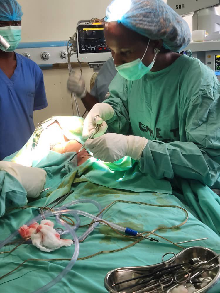 IgbokweRose's tweet photo. Second time with the knife.
#mychronicles #MedX https://t.co/ojKLkAZf8j