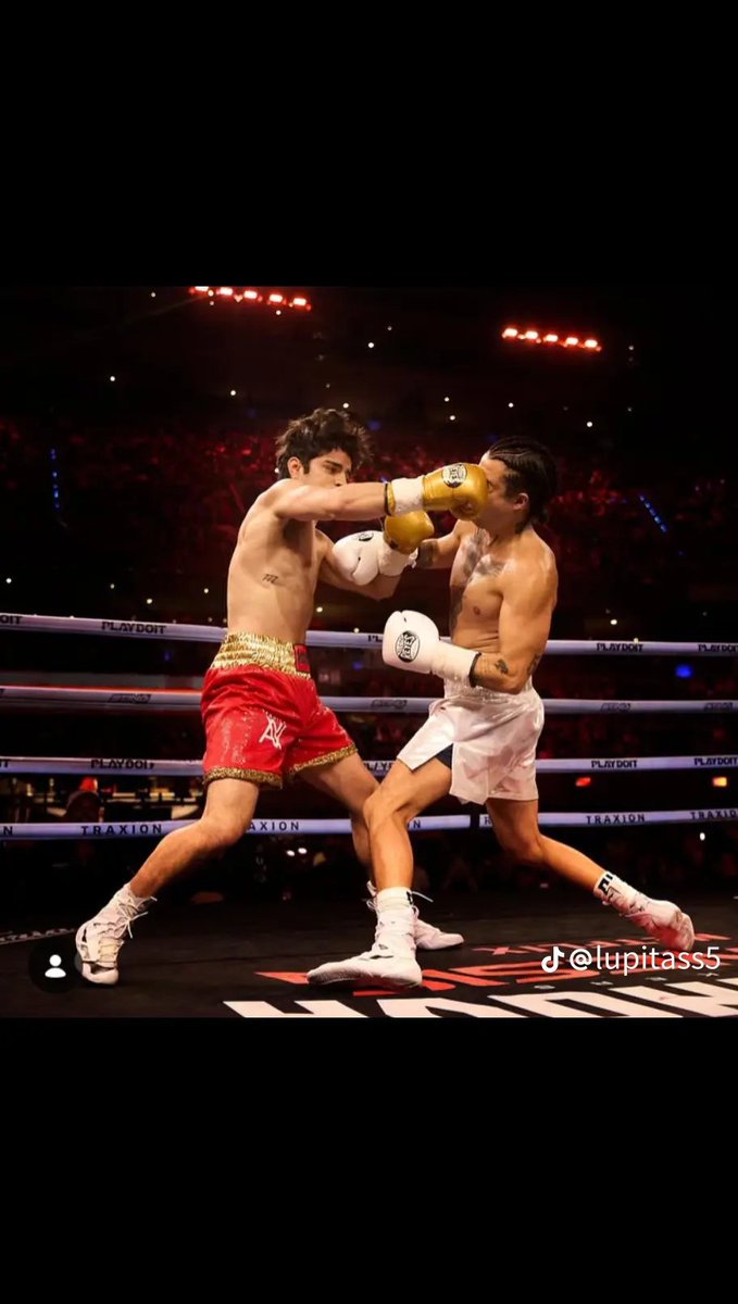 rossandree's tweet photo. Boxeador favorito 
VOTA POR AARON EN TU AWARDS 
#AaronActorDelAño
#AaronViralMoment https://t.co/DOYmSa54sB