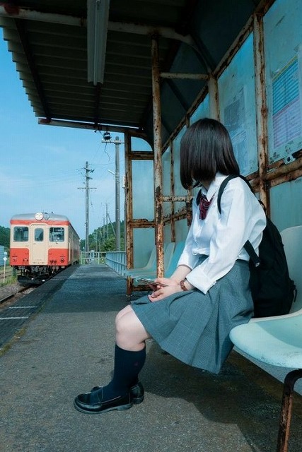 CoraParrisfnsm's tweet photo. うざい上司から「なんで今日休みなんだよ」とか怒られないで済むフリーランスって最高なのに、たまに孤独を感じる。 https://t.co/ZGUL3ocNJW