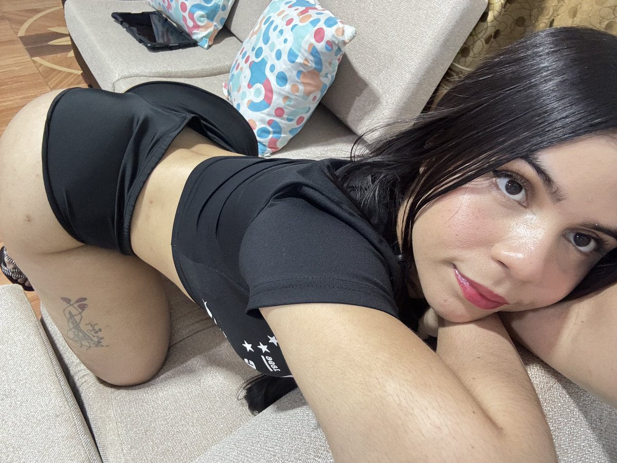 Melanyofx's tweet photo. say hi or get blocked https://t.co/aPgZlvQi4A